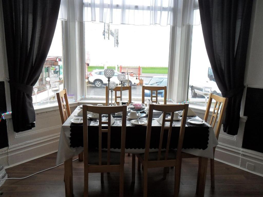 The Waterfront Hotel 2*